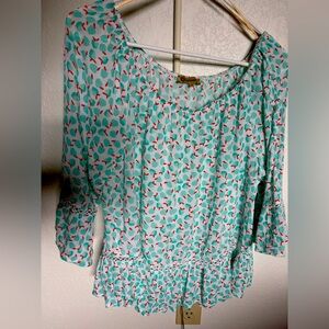 Women’s Democracy Spring top